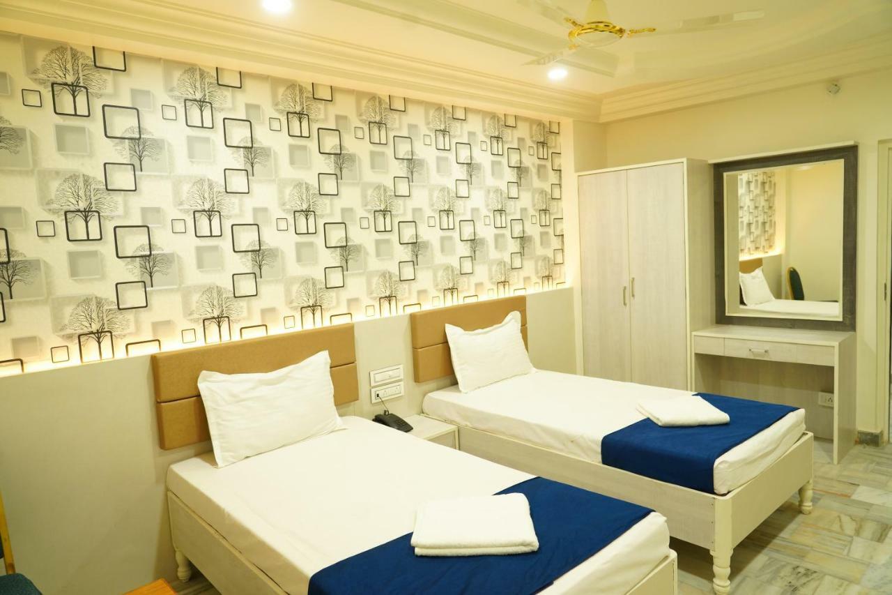 Hotel Swagath Grand Miryalaguda Miriālgūda Exterior foto