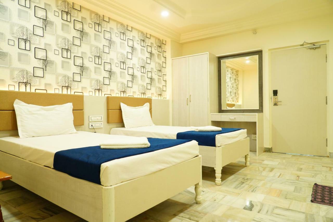 Hotel Swagath Grand Miryalaguda Miriālgūda Exterior foto
